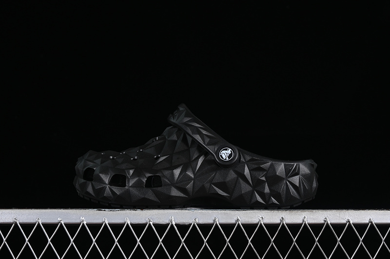 Sandal 【220】[CROCS BLACK]-[WOMAN︰34-39]-[MAN︰40-46] 39F6