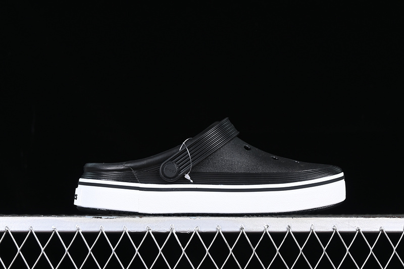 Sandal 【190】[CTOCS FLAT HOLE SANDALS BLACK∕WHITE]-[WOMAN︰34-39]-[MAN︰40-46] 45F0