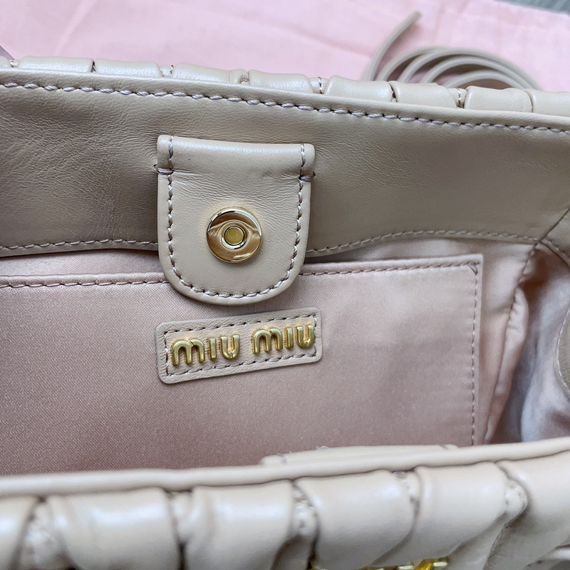 miu miu Miumiu tote bag6B21