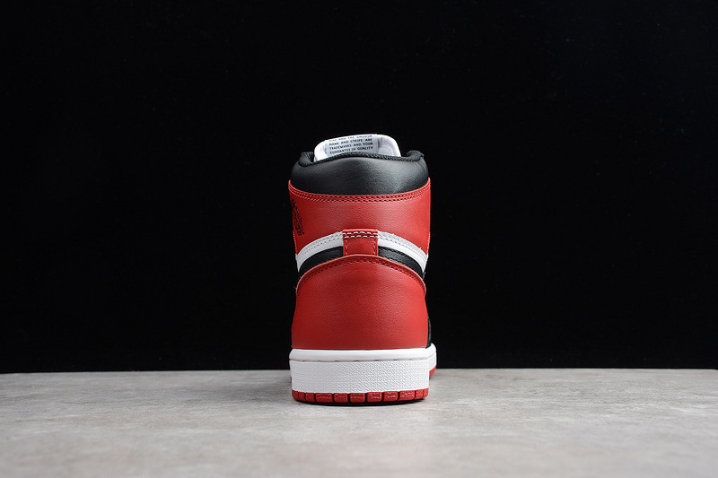 jordan 1 555088 125 AIR JORDAN 1 RETRO HIGH OG BLACK TOE WHITE BLACK GYM RED MAN 40 46 OG0022