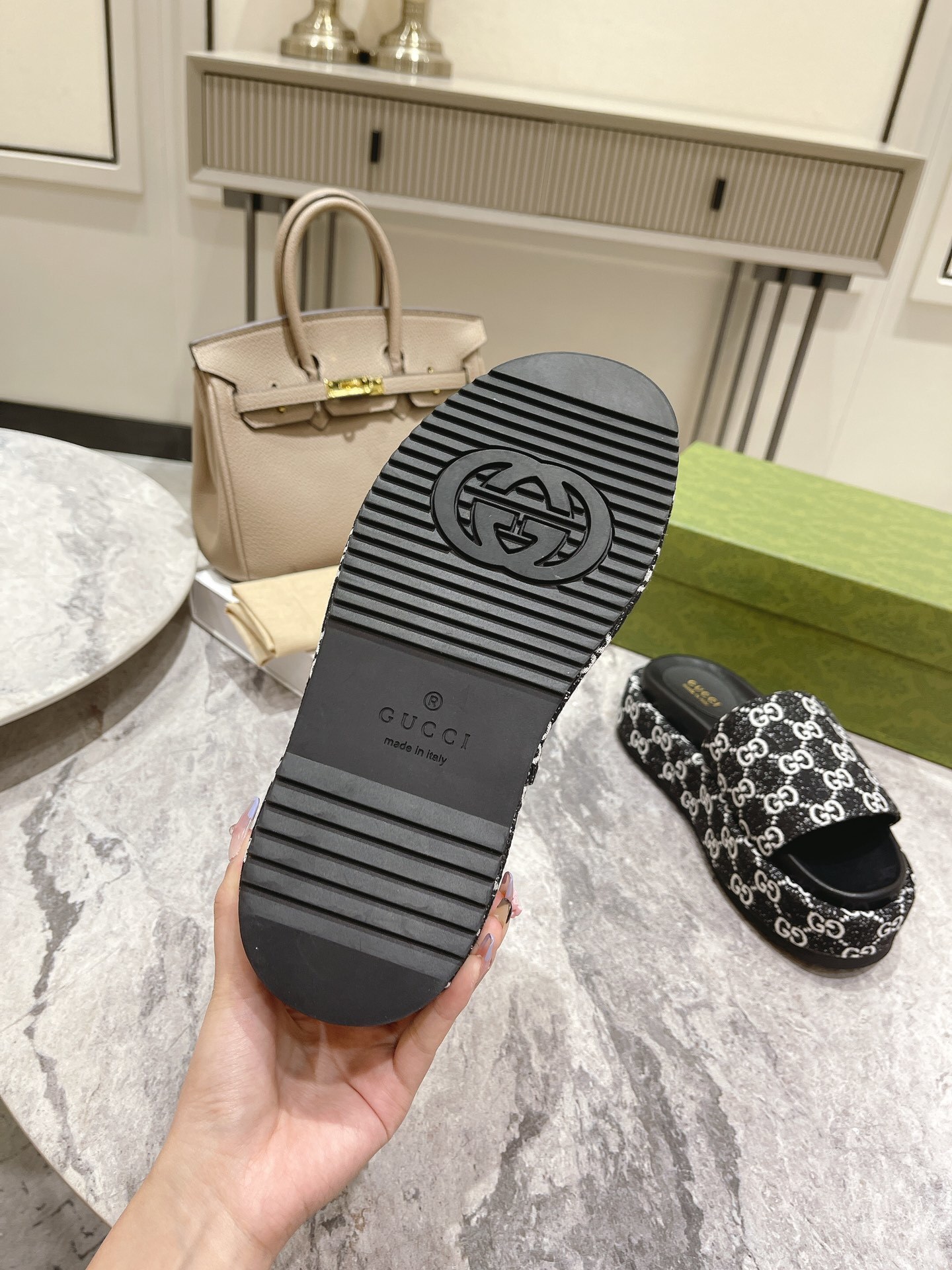 gucci shoes/sneakers-126