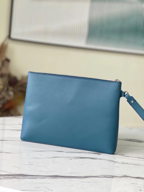 LV POCHETTE IPAD M81029(195USD)(8338)