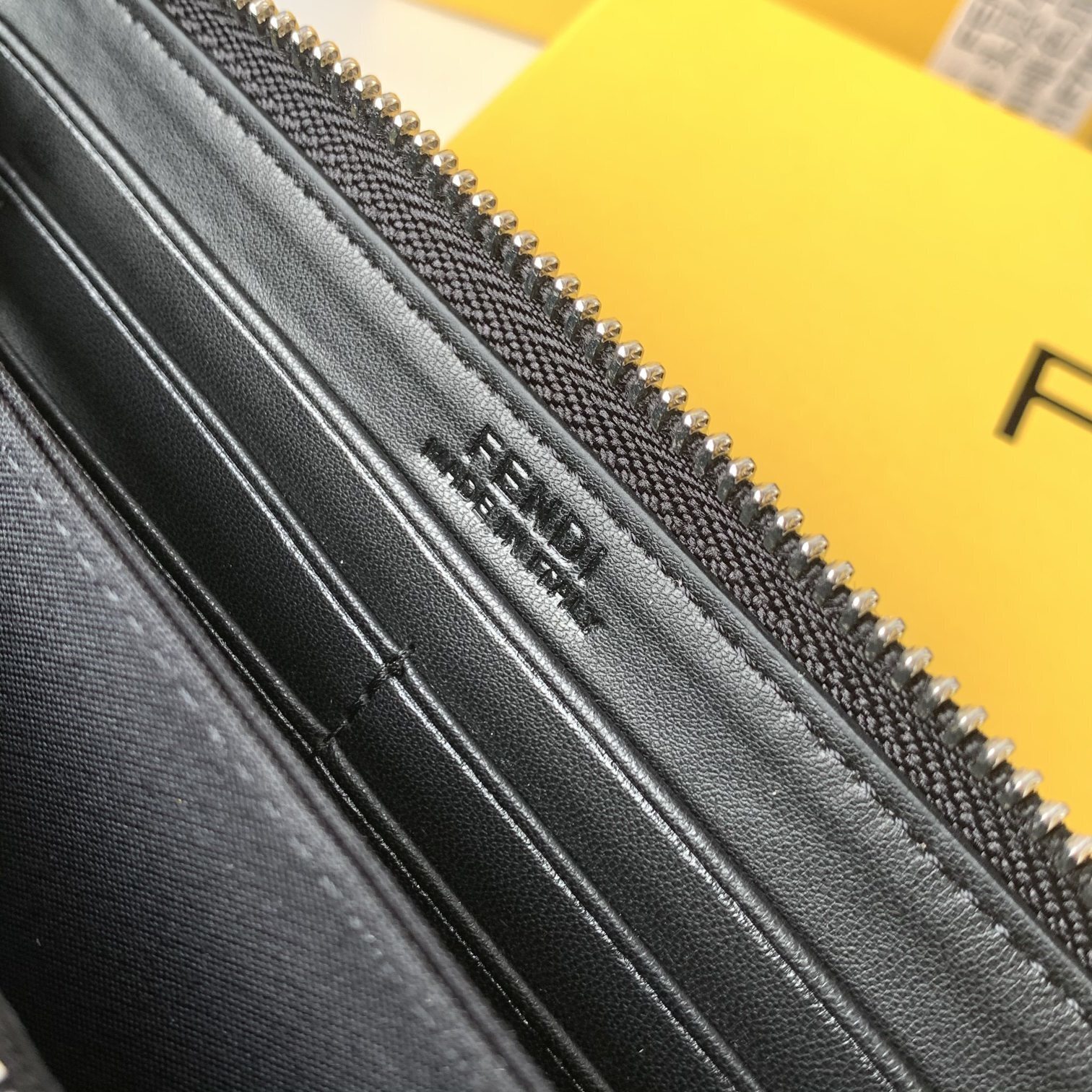 Fendi Bag -FENDI 0081