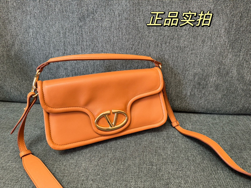 VALENTINO Bag Valentino 0151E379