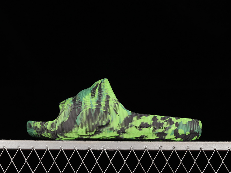 Sandal 【200】[HP6524]-[ADILETTE 22 BEACH SLIPPERS GREEN∕GREEN∕BLACK]-[MAN︰40-45] 5317