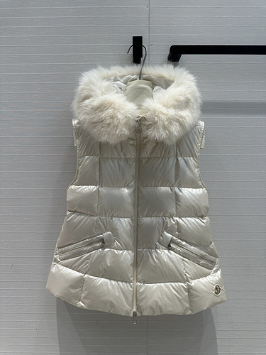 Moncler M0N﹡CLE﹡ VEST 1042