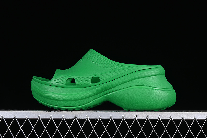 Sandal 【270】[W1S8E3033]-[BA﹡LEN﹡CIAGA POOL CROCS GREEN]-[WOMAN︰36-40] EDD8