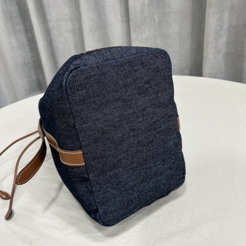 miu miu Miumiu crossbody bagC34A