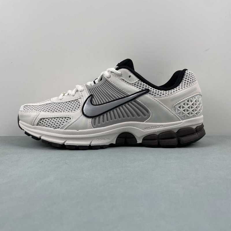 nike zoomx invincible run flyknit3 Nike Zoom Vomero 5 FJ2028 001 36 458F21