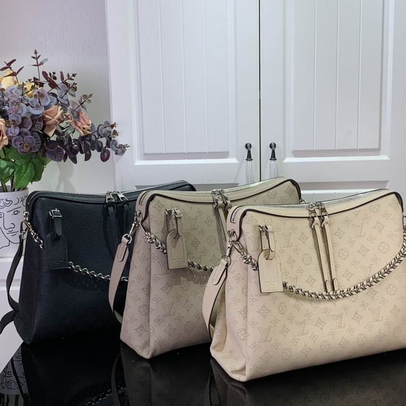 purses LV Mahina Hand It All M34132E63E