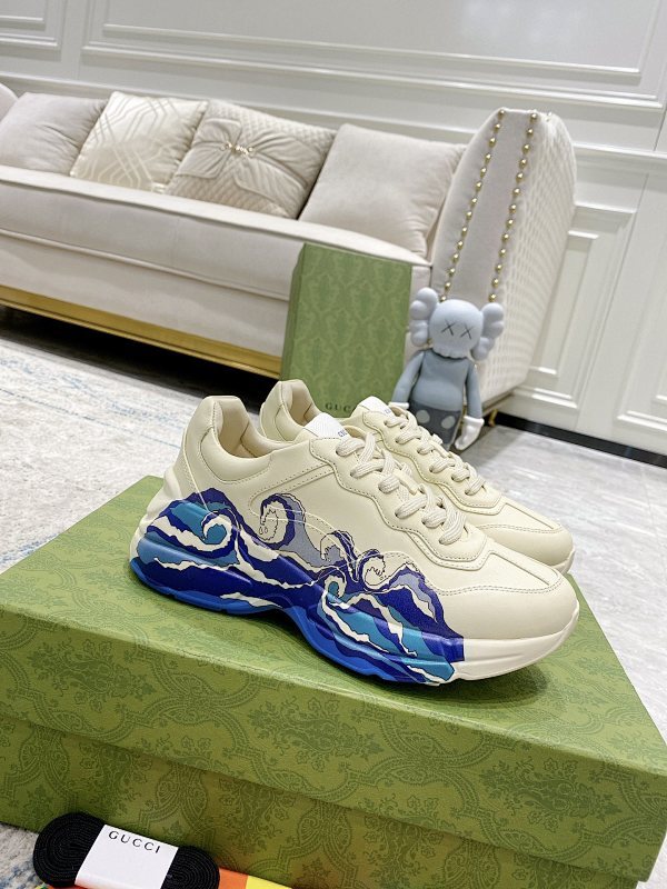 gucci shoes/sneakers-626