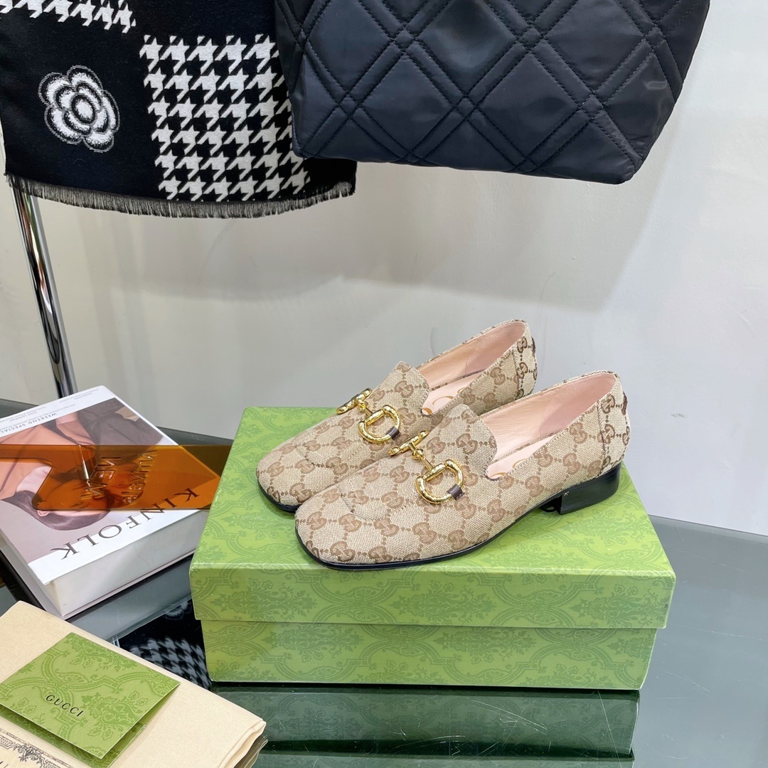 gucci shoes/sneakers-701