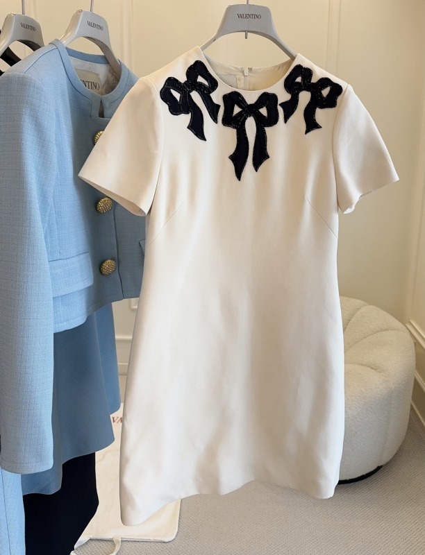 VALENTINO Women clothes -Valentine 0010A837