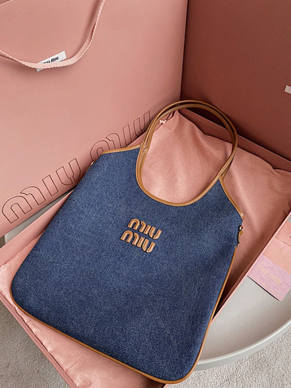 miu miu Miumiu tote bag814D