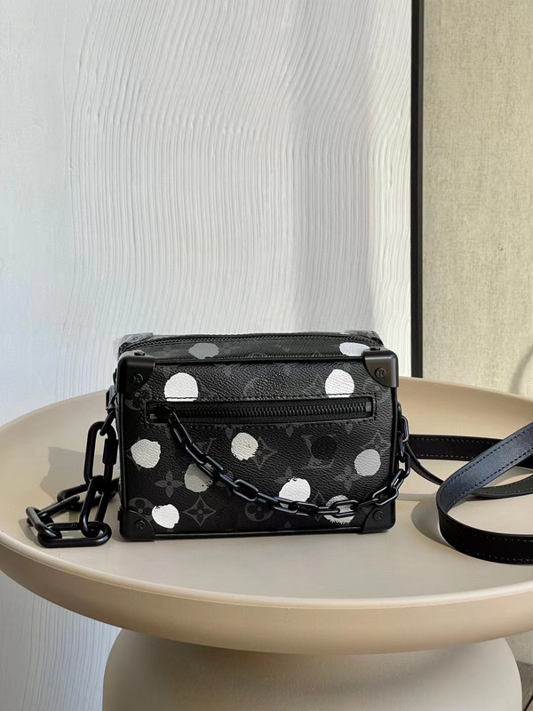 shoulder bag Lv MINI SOFT TRUNK88C6