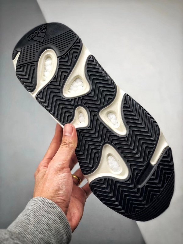 yeezy 700 135 133 144 B75571 OG YEEZY BOOST 700 WAVE RUNNER SOLID GREY CHALK WHITE CORE BLACK