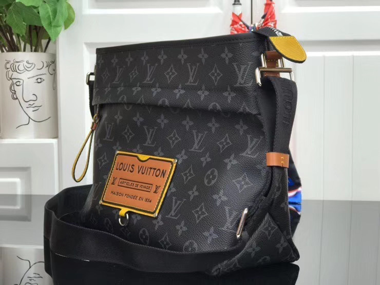 LV MESSENGER BAG M48219AP(CA10)