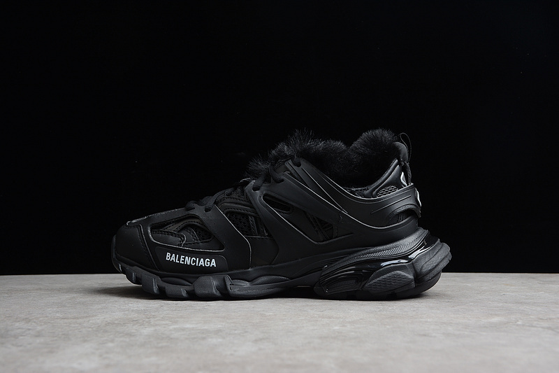 BALENCIAGA TRACK 【630】[668555-W6FS1-1520]-[BA﹡LEN﹡CIAGA TRACK FUR SNEAKERS BLACK∕BLACK∕BLACK]-