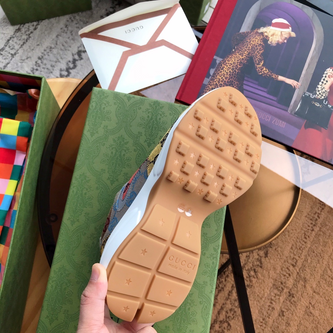 gucci shoes/sneakers-019