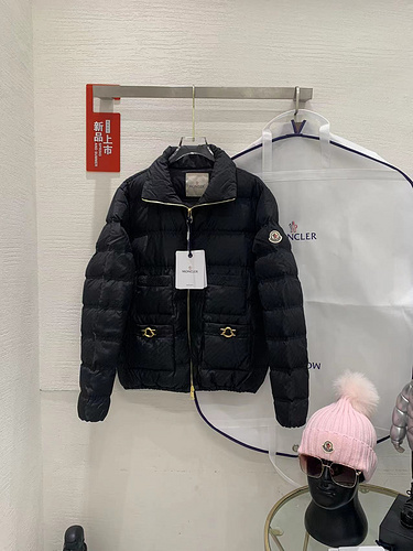 moncler MODJ 374 CE80