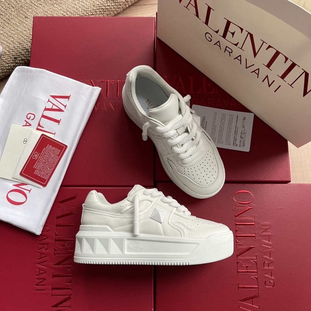valentino shoes /sneakers-244