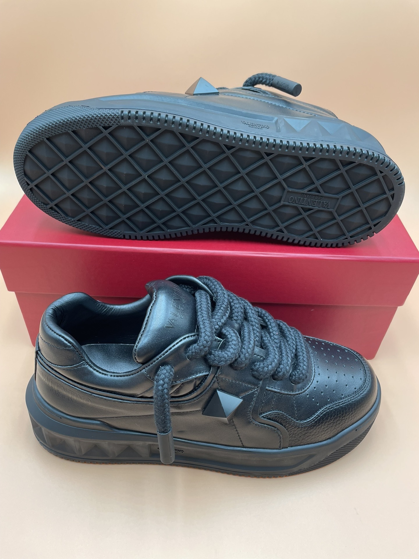 valentino shoes /sneakers-352