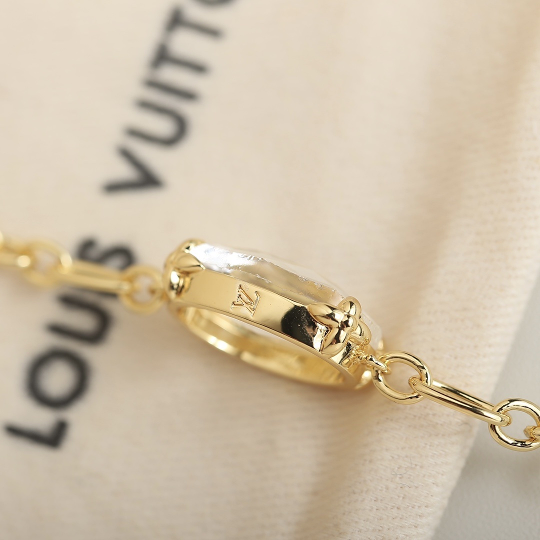 LV jewelry -LV 0092