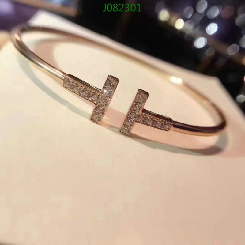 earrings Jewelry Code J082301FC84