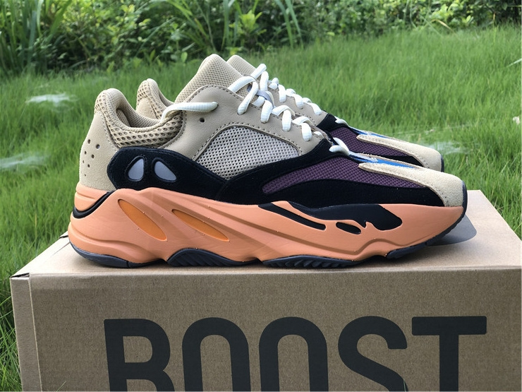 yeezy 700 Yeezy 700 Enflame Amber GW0297. SIZE 36 48FDF1