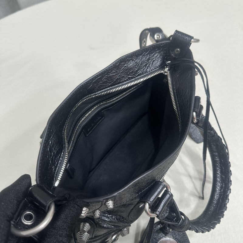 Balenciaga bags Balen﹡ciaga 𝐂𝐢𝐭𝐲 𝐍𝐞𝐨 𝐂𝐚𝐠𝐨𝐥𝐞 4BB5