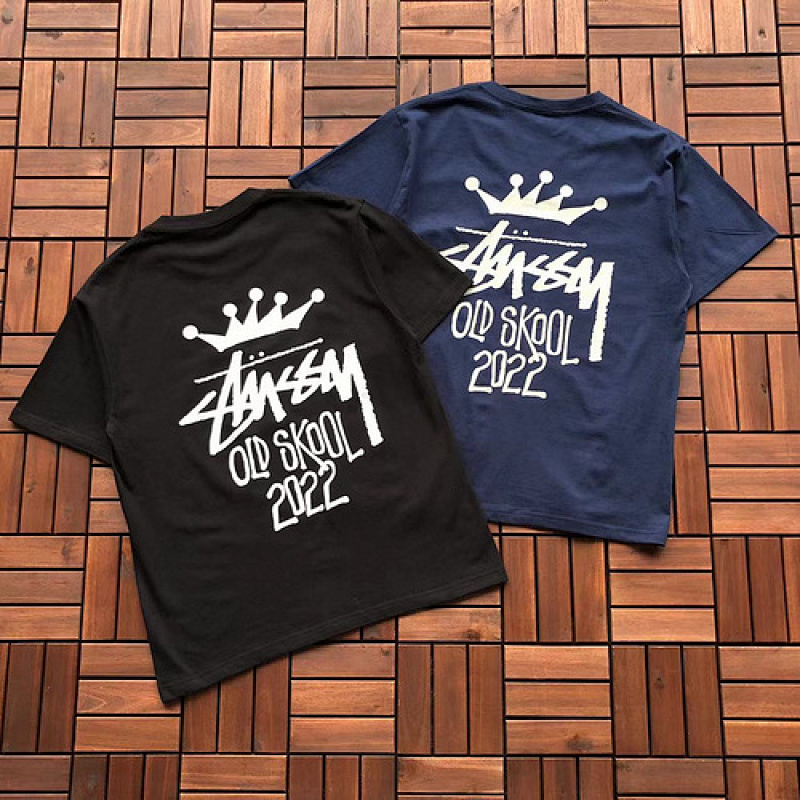 t shirts . 88 STUSSY T SHIRT 10022651 im 168cm 55kg i wear size S in the phot 9841