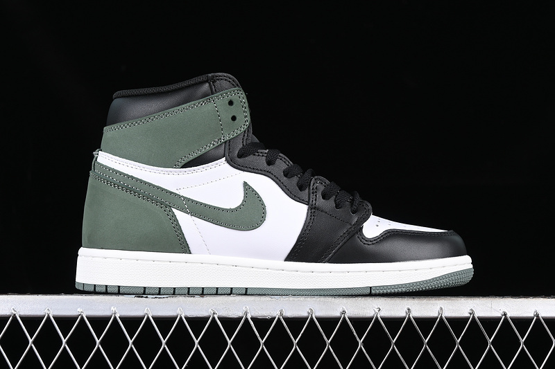 jordan 1 360 555088 135 AIR JORDAN 1 RETRO HIGH CLAY GREEN WHITE BLACK GREEN WOMAN 36 39 MAN