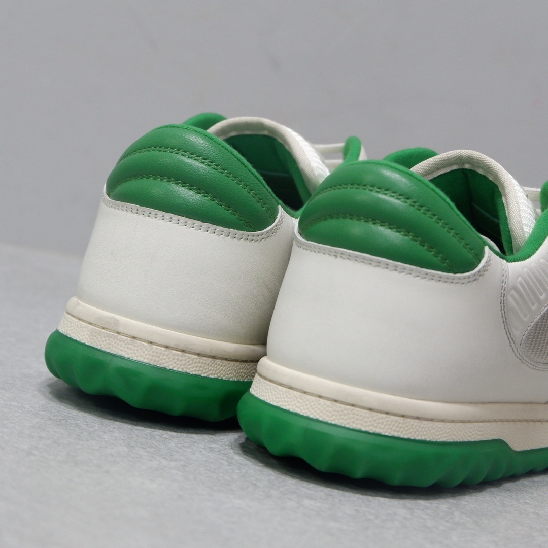 gucci shoes/sneakers-976