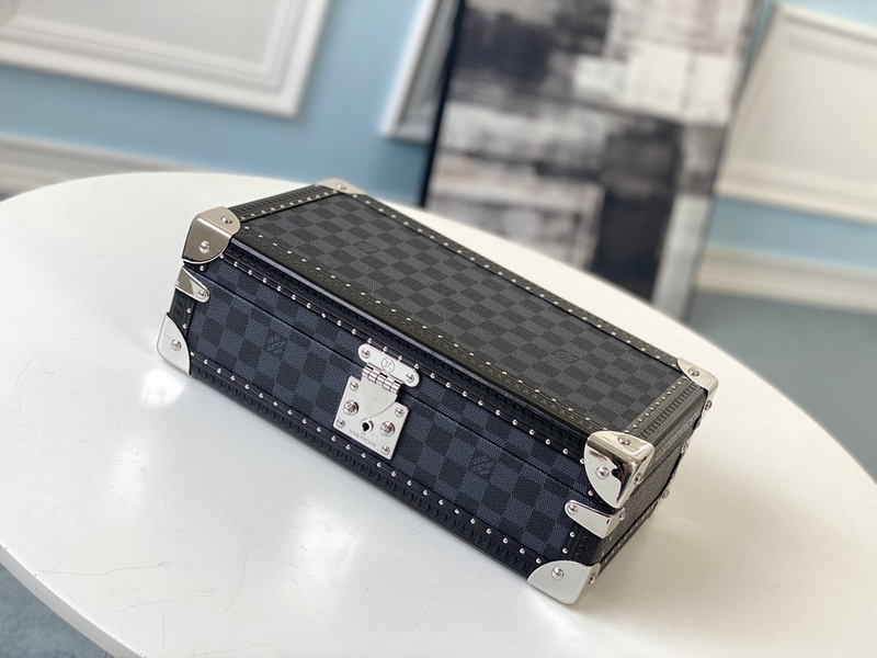 shoulder bag Lv nag for watch50B5