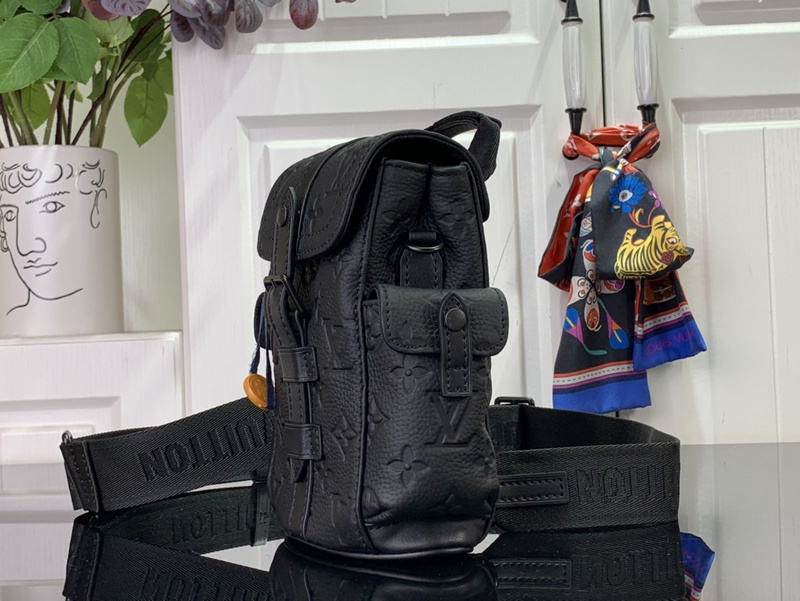 louis vuitton LV NANO CHRISTOPHER m83164BC5C