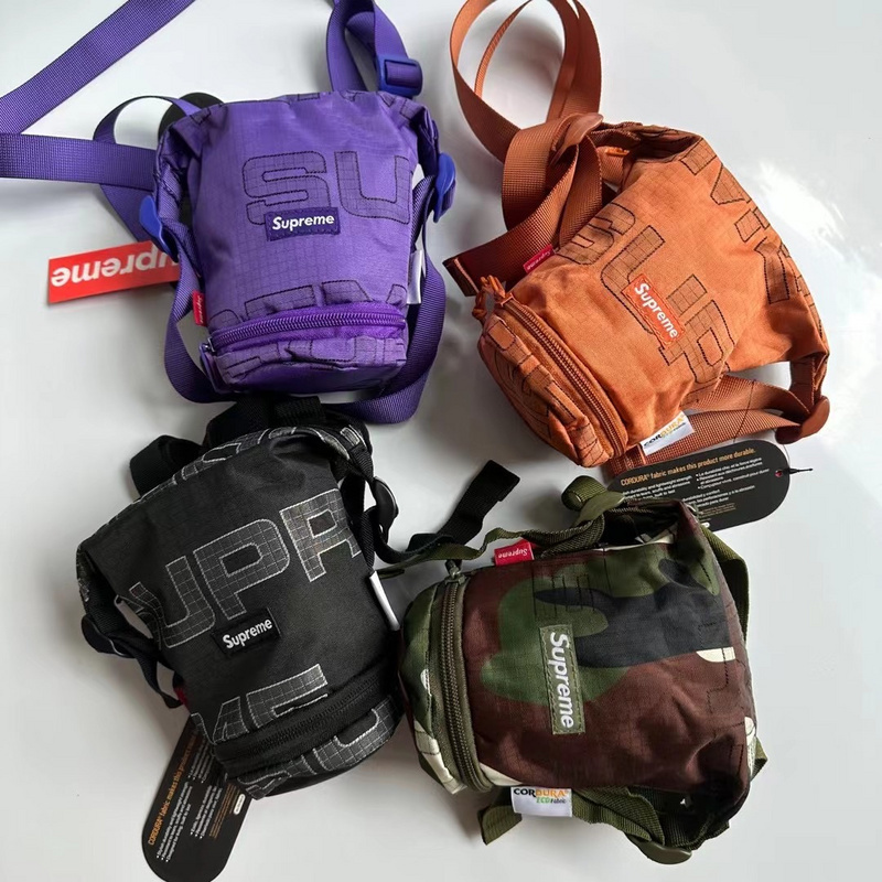 SUPREME Supreme Neck Pouch (FW21)A37E