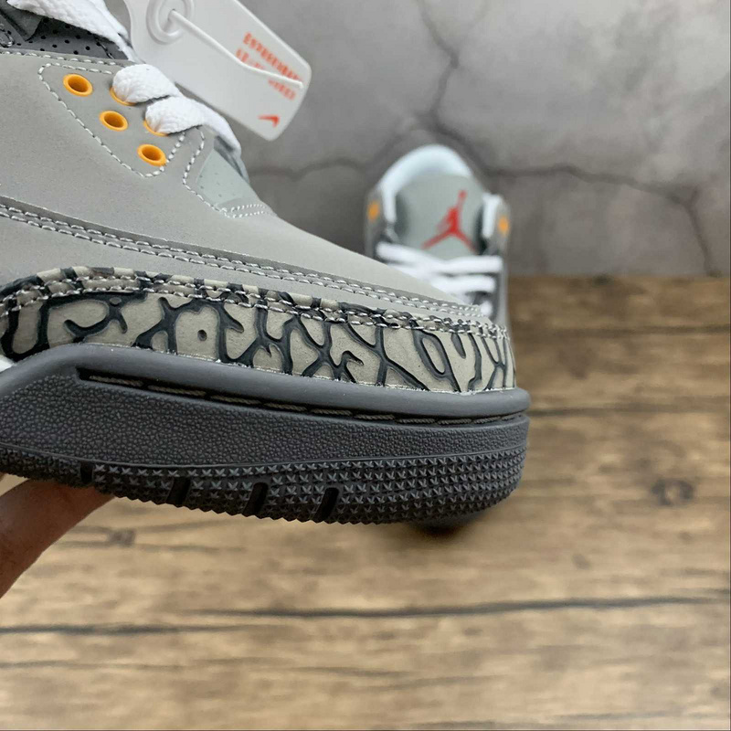 jordan 3 340 CT8532 012 AIR JORDAN 3 RETRO COOL GREY 2021 SILVER LIGHT GRAPHITE ORANG... F432