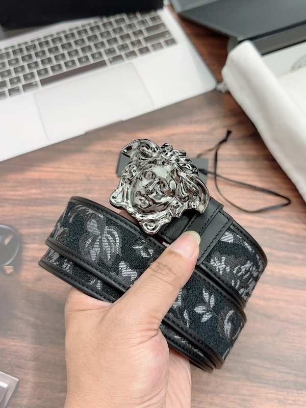 Versace The belt -VERSACE 0000A13E