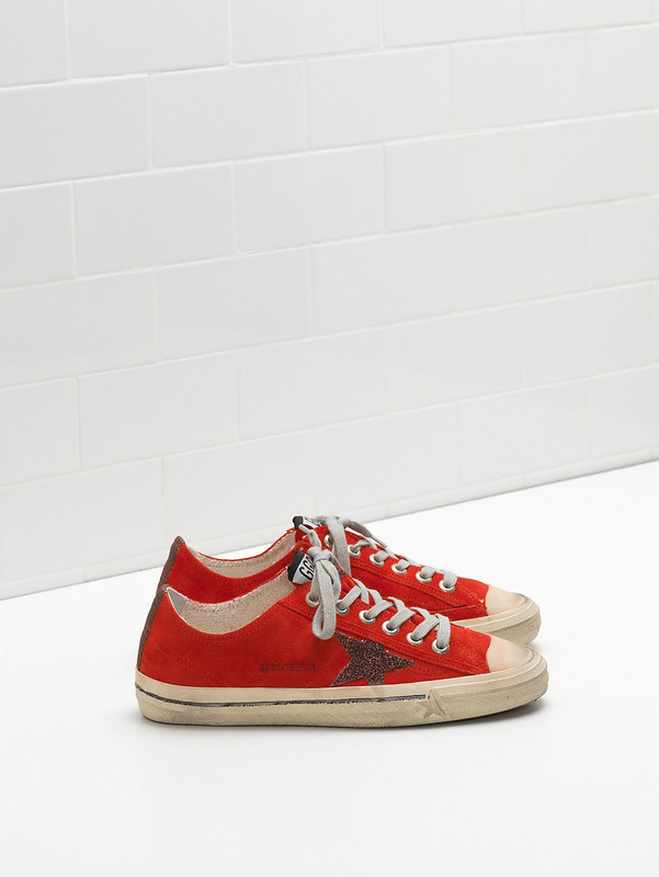 golden goose V-STAR 2 Sneakers G31WS639.N5 Calf Suede Upper Star And Heel Tab Rubbed With Mic