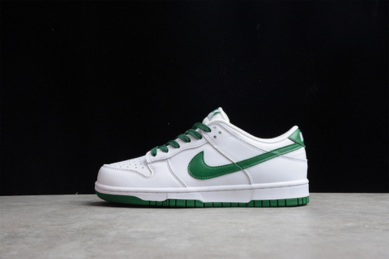 dunk 320 DD1503 112 SB DUNK LOW WHITE LUCKY GREEN WHITE WOMAN 36 39 MAN 40 47 9881