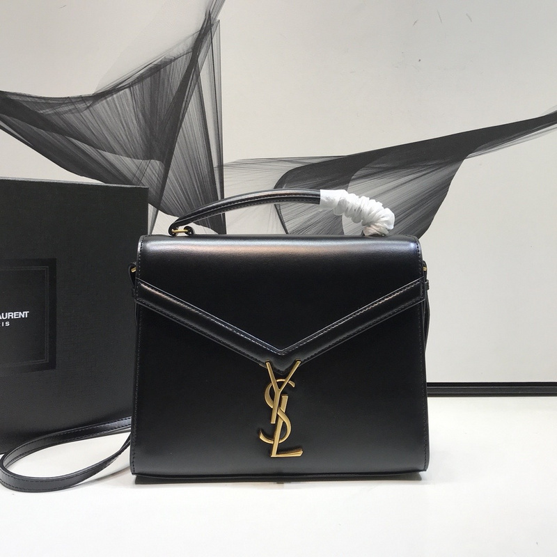 ysl CASSANDRA 24cm 350usdA1A6