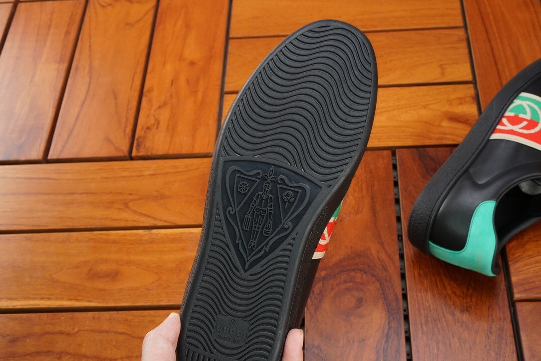 GUCCI SHOES Gucci men's Ace sneaker with elastic Web 643488(180 usd)(93E8)