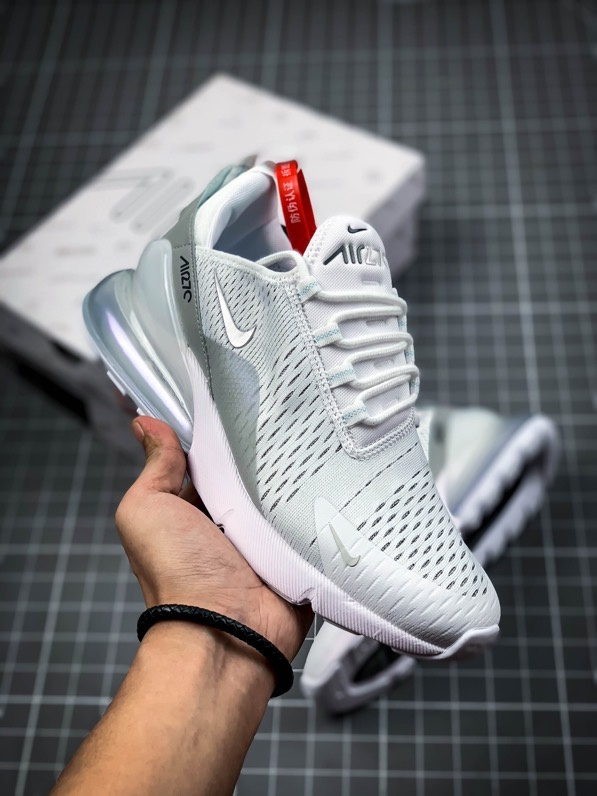 air MAX 270 REACT 76E9