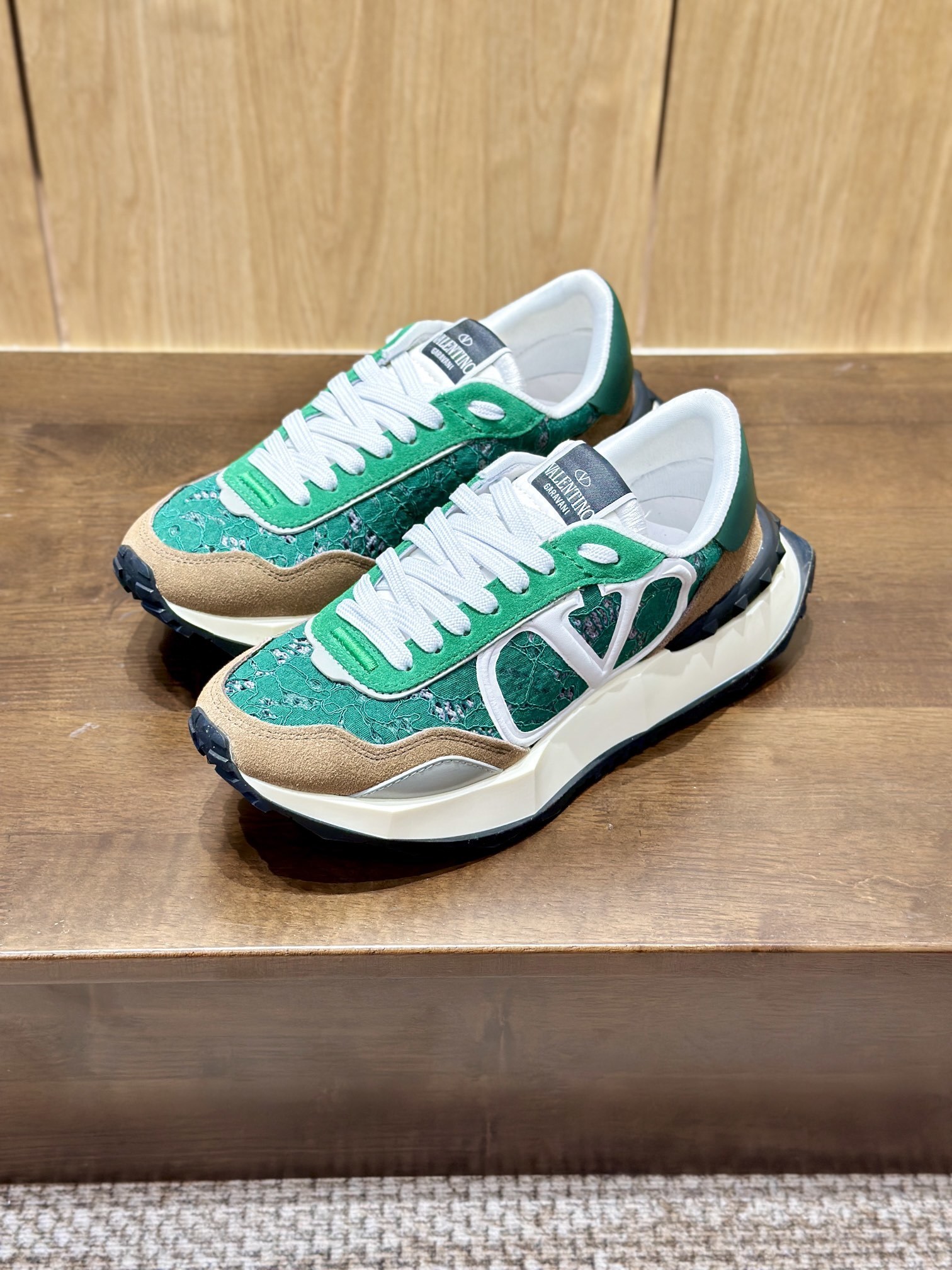 valentino shoes /sneakers-882