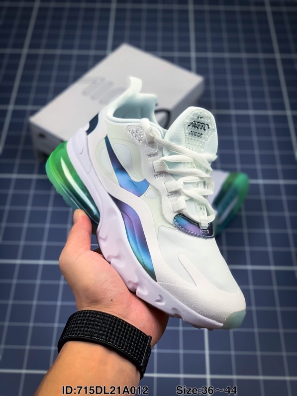 AIR MAX 270 811A