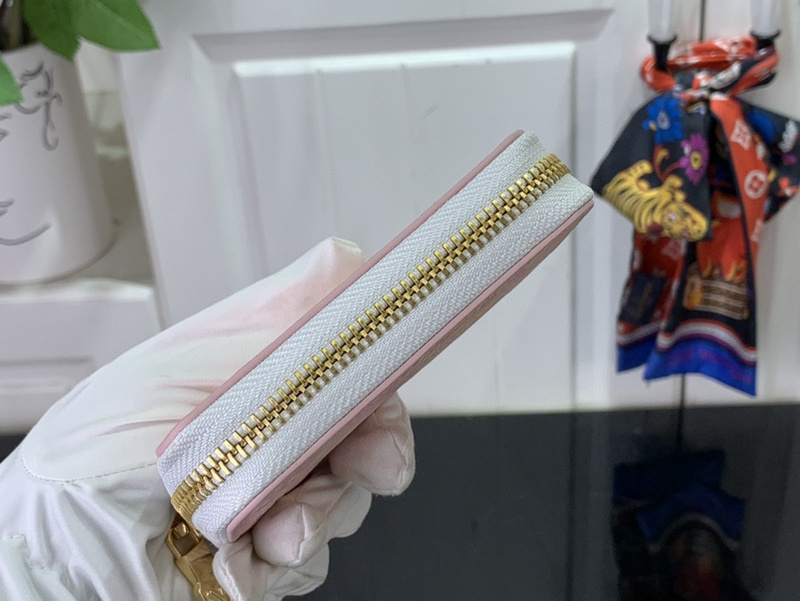 Luxury brand wallets LV ZIPPY COIN PURSE M81467C682