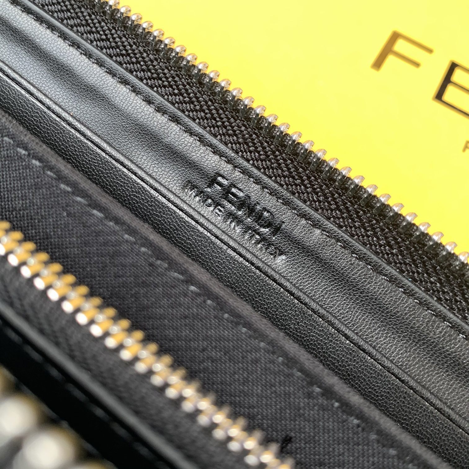 Fendi Bag -FENDI 0082