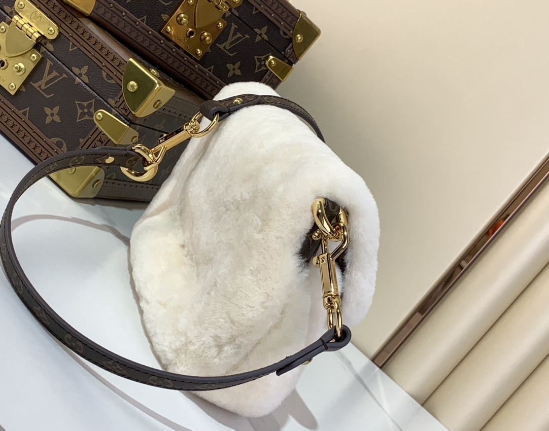 LV-Handbags M12097 White (Lamb wool)(73F3)