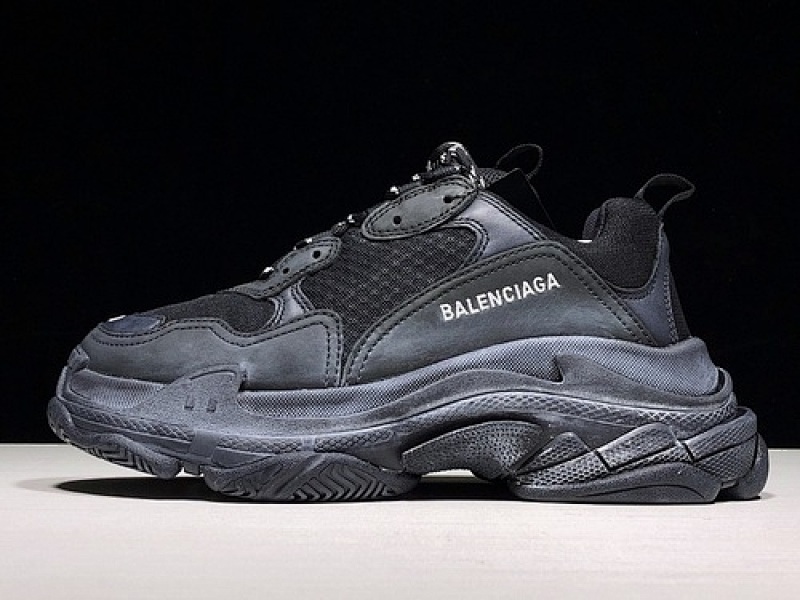 BALENCIAGA TRIPLE S [ECBA81827300]-[ZH SS TRIPLE-S SNEAKER BLACK∕BLACK]-[UNISEX︰35-45](0780)