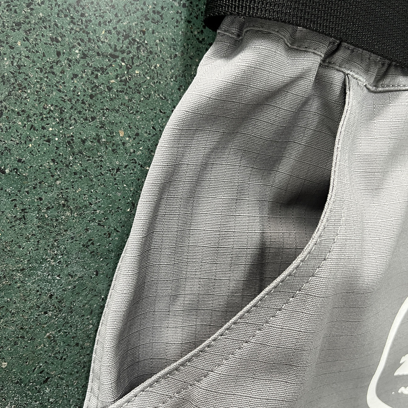 corteiz 195 Gray Cargo Shorts 36E0